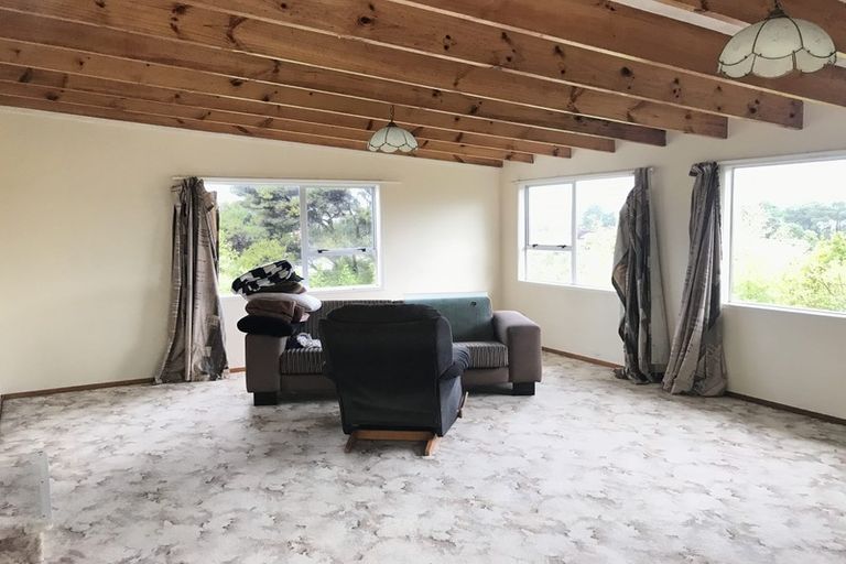 Photo of property in 62 Lavery Place, Sunnynook, Auckland, 0632