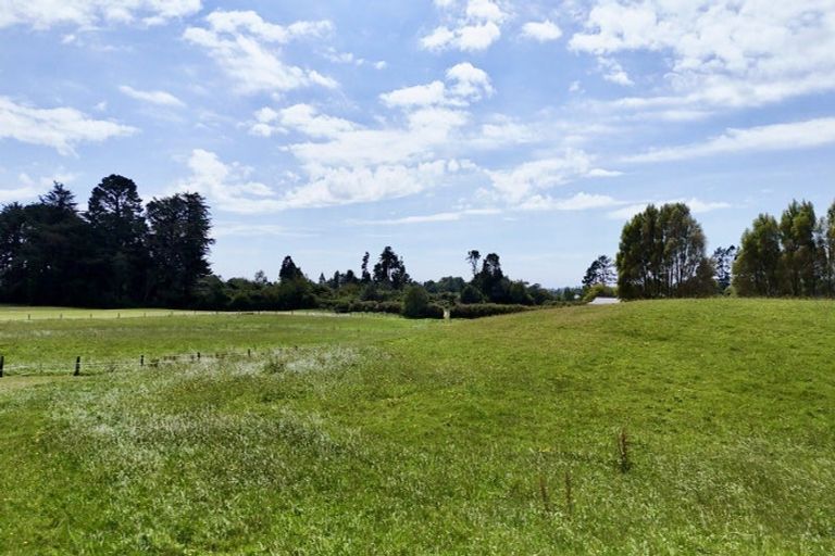 Photo of property in 114 Dudley Road Upper, Inglewood, 4386