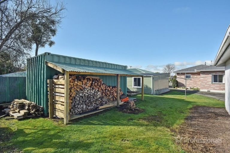 Photo of property in 2 Kowhai Place, Lansdowne, Masterton, 5810