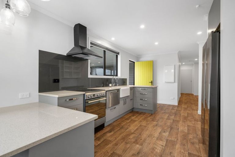 Photo of property in 12 Rimu Street, Levin, 5510