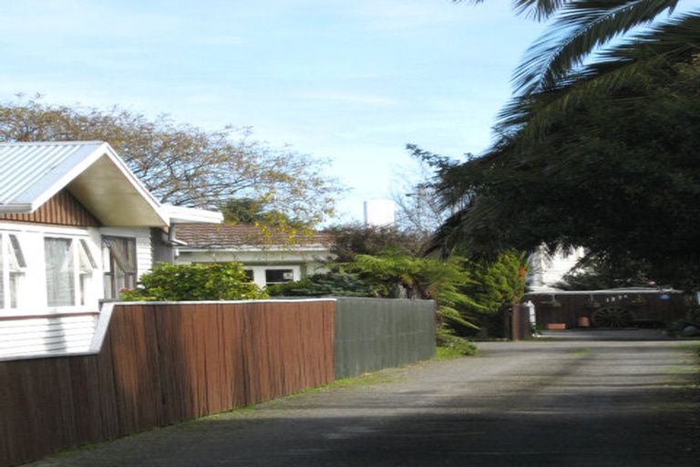 Photo of property in 137b Bartholomew Road, Levin, 5510