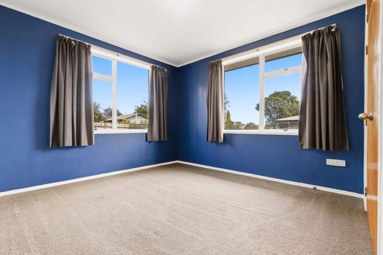 Photo of property in 86 Tamatea Road, Taupo, 3330