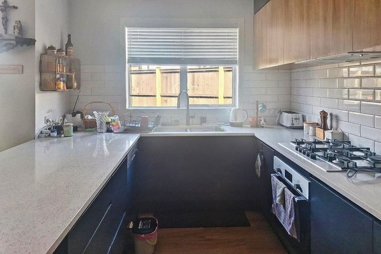 Photo of property in 45 Vinistra Road, Kumeu, 0810