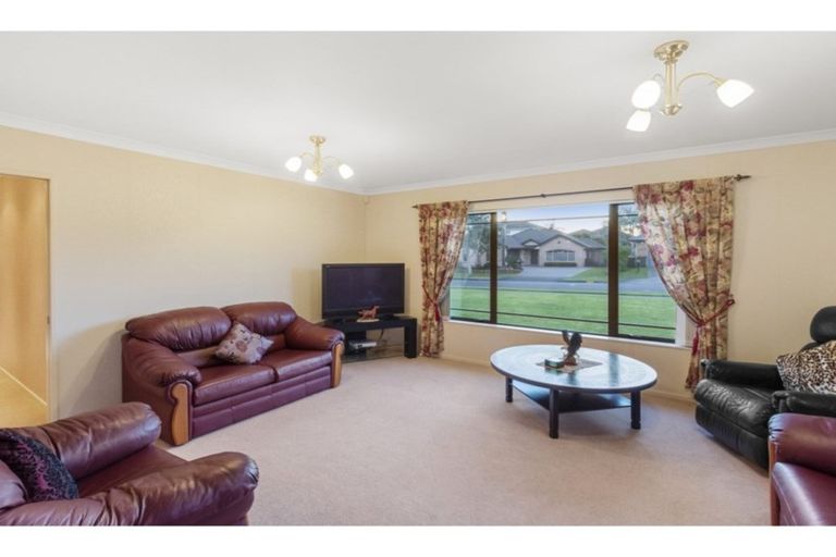 Photo of property in 20 Norm Pellow Drive, Manurewa, Auckland, 2105