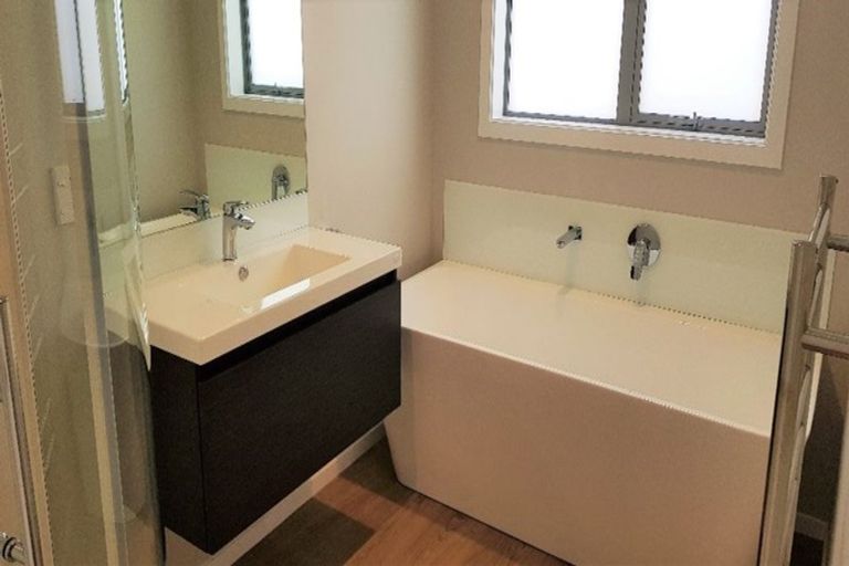 Photo of property in 5a Rata Street, Naenae, Lower Hutt, 5011