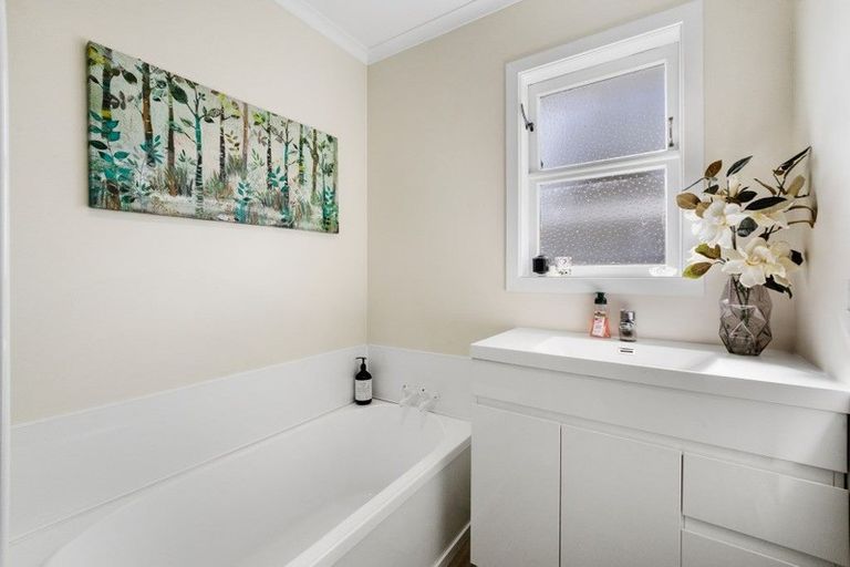 Photo of property in 36 Golf Street, Putaruru, 3411