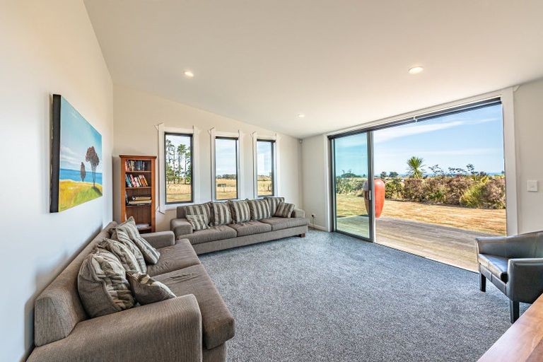 Photo of property in 106b Watt Livingstone Road, Westmere, Whanganui, 4574