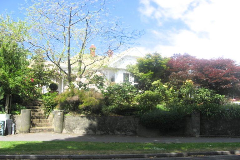 Photo of property in 81 Waimea Terrace, Beckenham, Christchurch, 8023