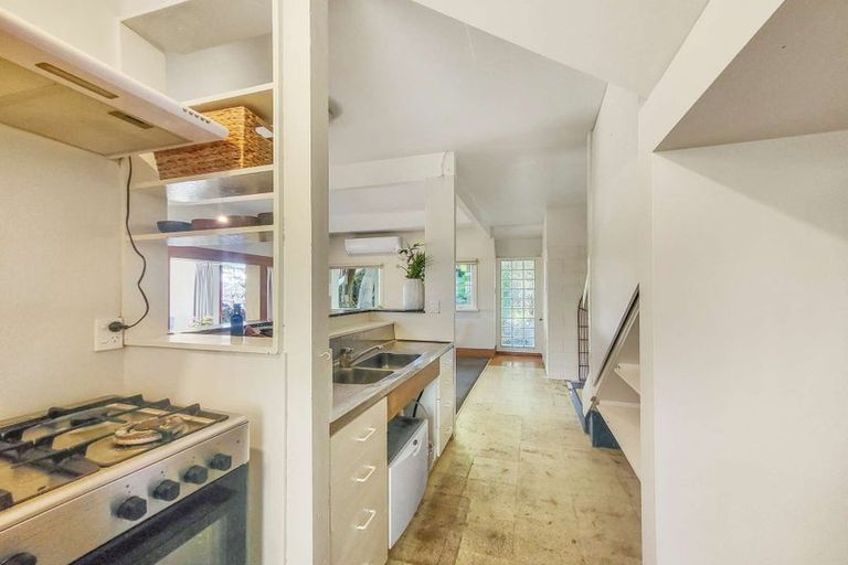 Photo of property in 53 Anzac Parade, Durie Hill, Whanganui, 4500