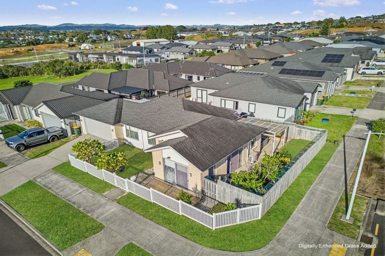 Photo of property in 9 Rainsford Road, Pukekohe, 2120