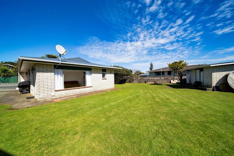 Photo of property in 219a Parklands Avenue, Bell Block, New Plymouth, 4312
