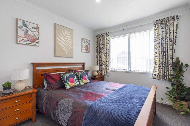 Photo of property in 11 Crest Way, Papamoa, 3118