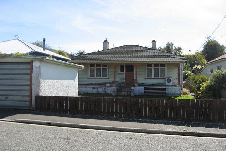 Photo of property in 15 Roslyn Terrace, West End, Timaru, 7910