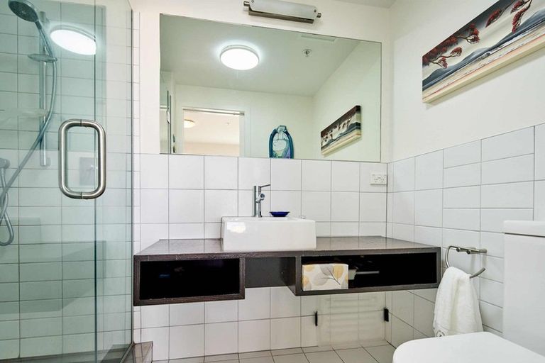 Photo of property in Sol Apartments, 12/37 Jessie Street, Te Aro, Wellington, 6011