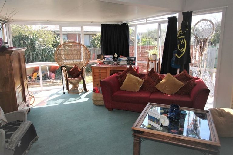 Photo of property in 49 Cottonwood Street, Parklands, Christchurch, 8083