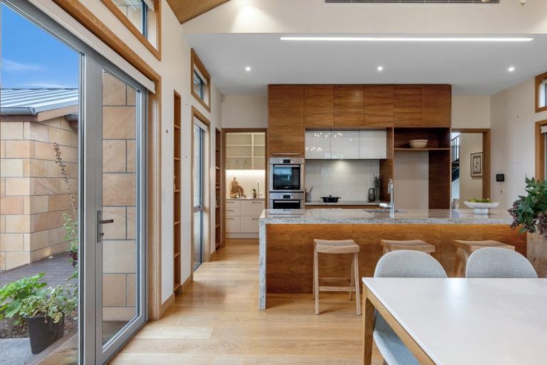 Photo of property in 34 Wairarapa Terrace, Merivale, Christchurch, 8014