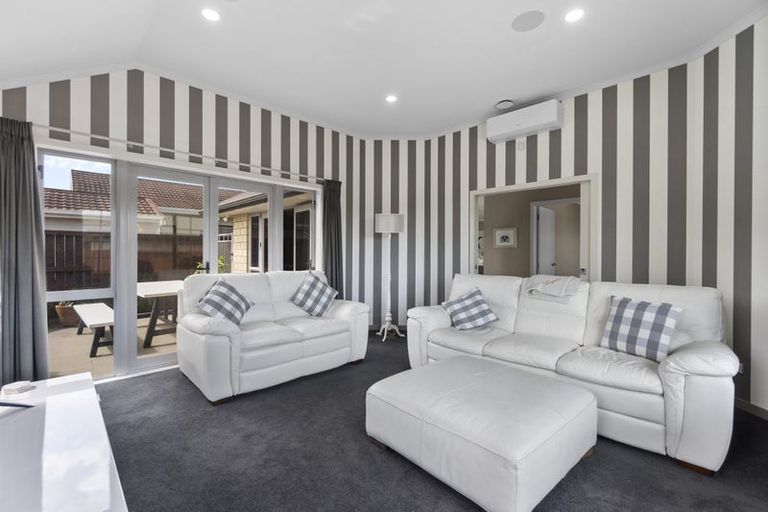 Photo of property in 17 Farleigh Close, Huntington, Hamilton, 3210