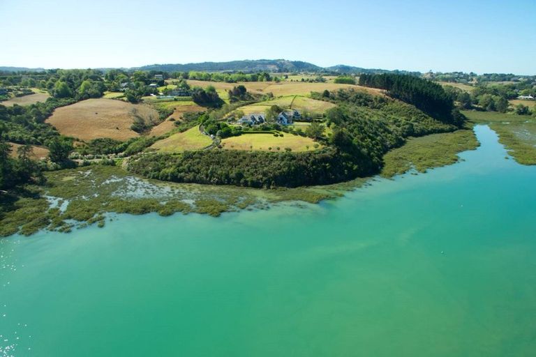 Photo of property in 56 Potts Road, Whitford, Howick, 2571