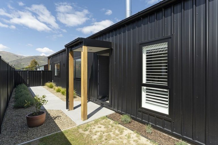 Photo of property in 10 Dawkins Street, Cromwell, 9310