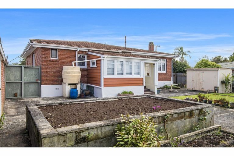 Photo of property in 50 Mains Avenue, Kensington, Whangarei, 0112