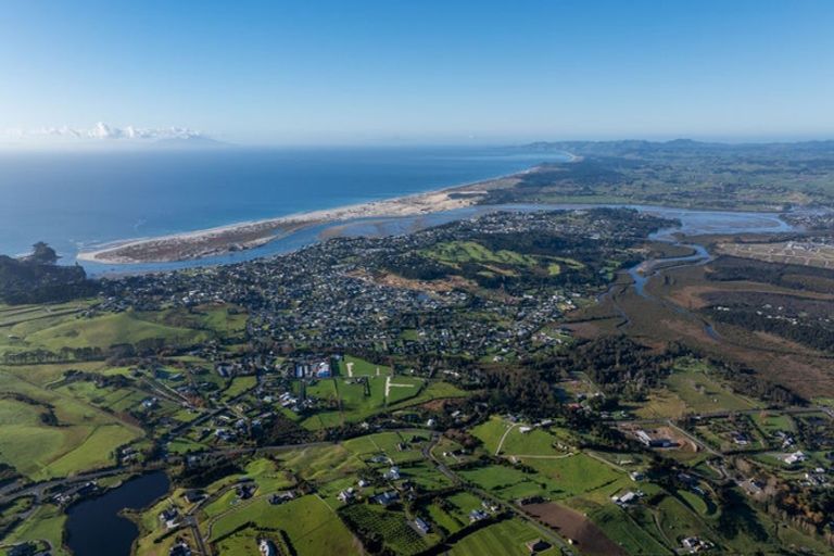 Photo of property in 404 Tara Road, Mangawhai, Kaiwaka, 0573