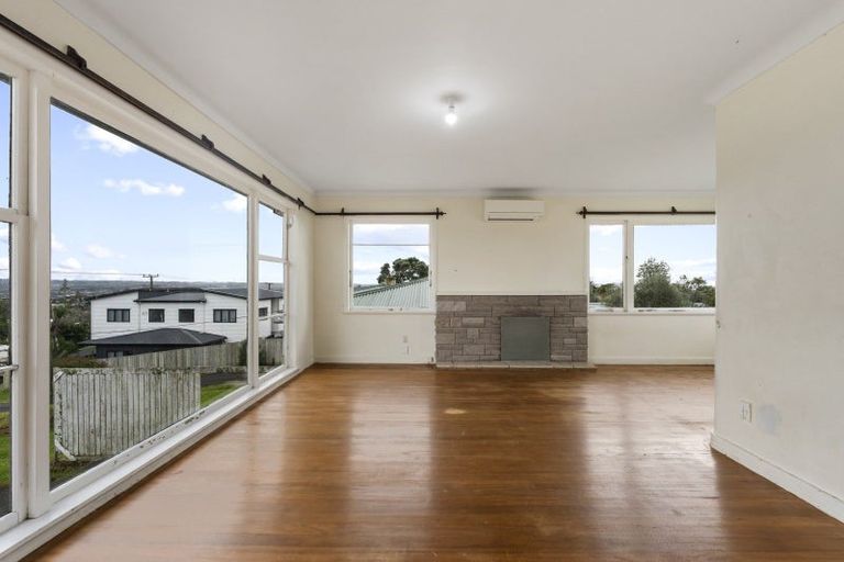Photo of property in 128 Rosier Road, Glen Eden, Auckland, 0602