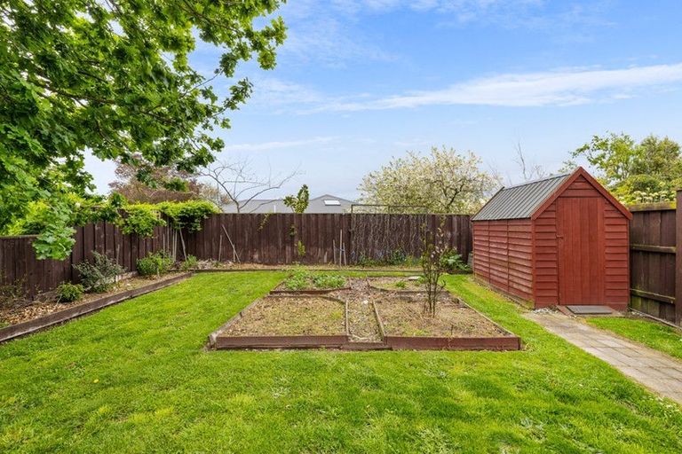 Photo of property in 104 Penruddock Rise, Westmorland, Christchurch, 8025