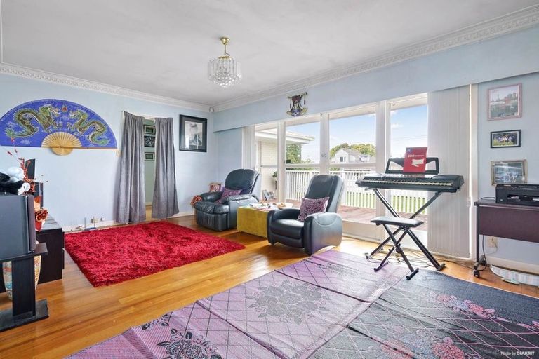 Photo of property in 14 Cornwall Road, Papatoetoe, Auckland, 2025