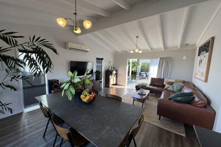 Photo of property in 1373 Whangaparaoa Road, Army Bay, Whangaparaoa, 0930