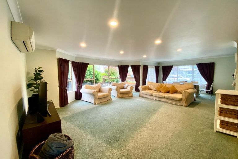 Photo of property in 51 Queen Street, Pukekohe, 2120