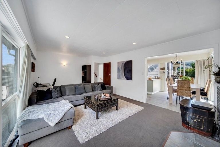 Photo of property in 6 Snowden Place, Opaheke, Papakura, 2113