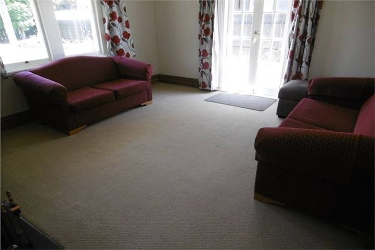 Photo of property in 218 Frankley Road, Frankleigh Park, New Plymouth, 4310