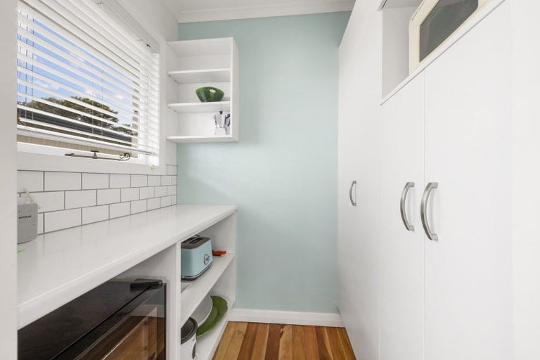 Photo of property in 10 Tahuna Avenue, Raglan, 3225