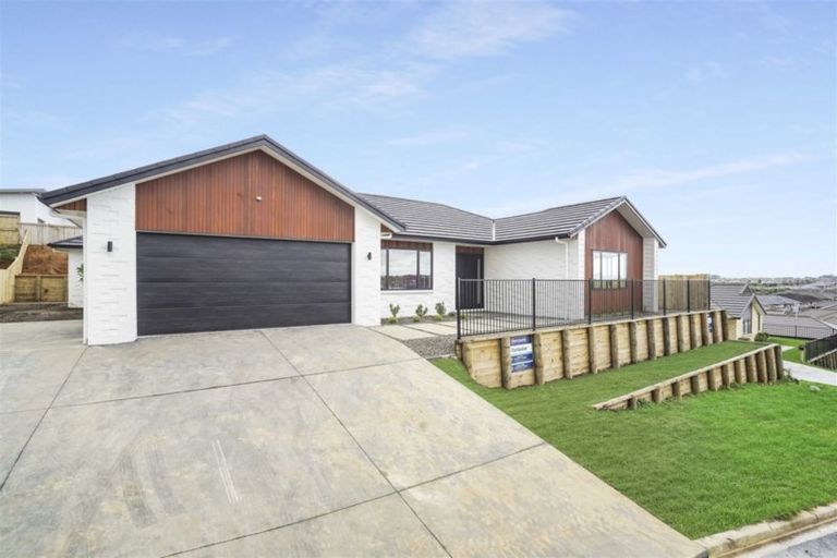 Photo of property in 17 Sylvester Crescent, Flagstaff, Hamilton, 3210