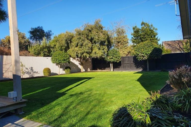 Photo of property in 10 Chilton Drive, Mairehau, Christchurch, 8052