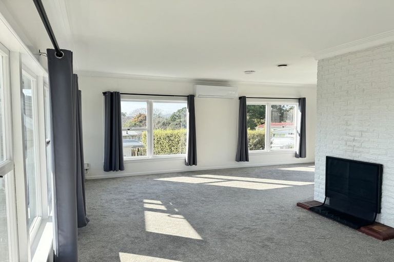Photo of property in 1/1 Benders Avenue, Hillcrest, Auckland, 0627