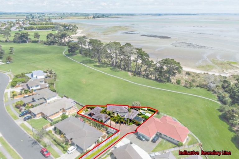 Photo of property in 9 Nicholas Gibbons Drive, Clendon Park, Auckland, 2103