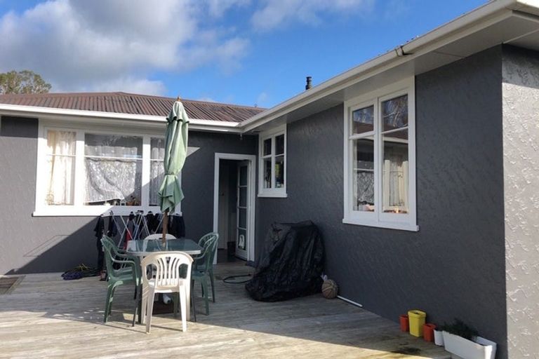 Photo of property in 12 Conway Place, Terrace End, Palmerston North, 4410