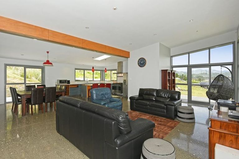 Photo of property in 271c Wallaceville Road, Wallaceville, Upper Hutt, 5371