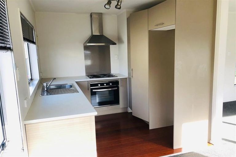 Photo of property in 40 Wickman Way, Mangere East, Auckland, 2024