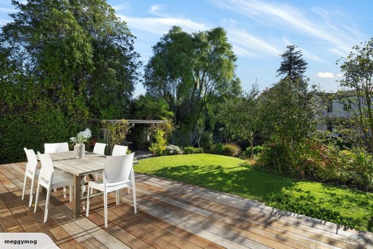 Photo of property in 1/15 Wairarapa Terrace, Merivale, Christchurch, 8014