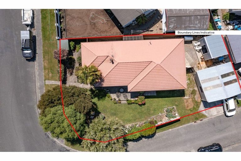 Photo of property in 6 Bowie Drive, Woodend, 7610