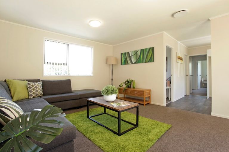 Photo of property in 51 John Walker Drive, Manurewa, Auckland, 2102