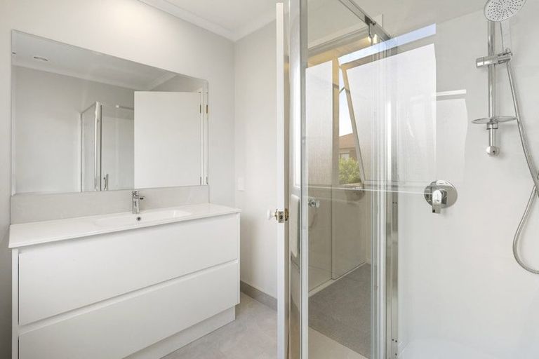 Photo of property in 41a Aberfeldy Avenue, Highland Park, Auckland, 2010