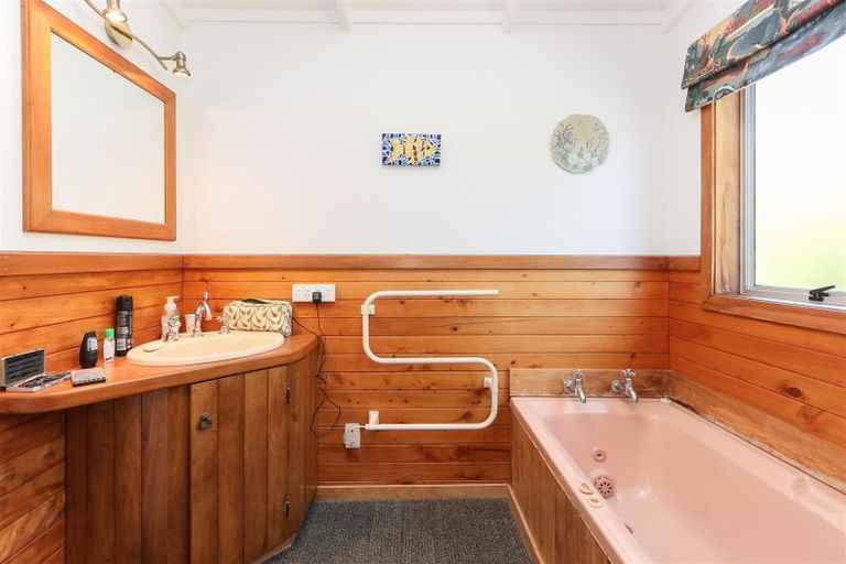 Photo of property in 327 State Highway 30, Lake Rotoma, Rotorua, 3074