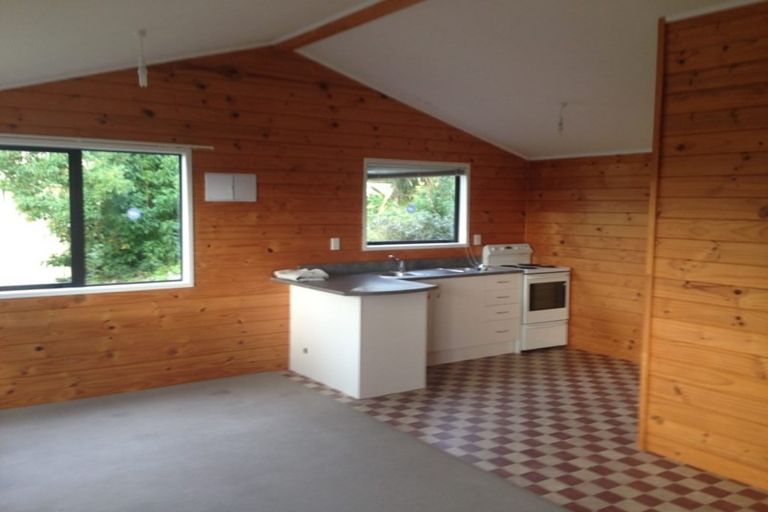 Photo of property in 13 Bayview Road, Hauraki, Auckland, 0622