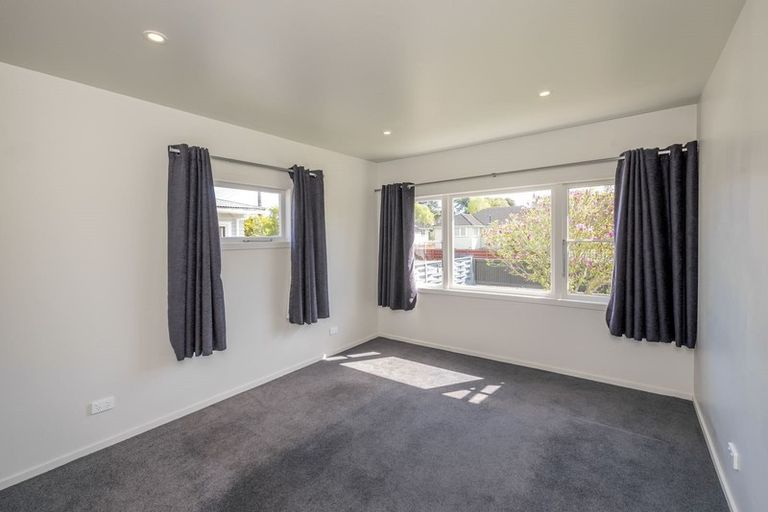 Photo of property in 18 Maire Street, Otaki, 5512
