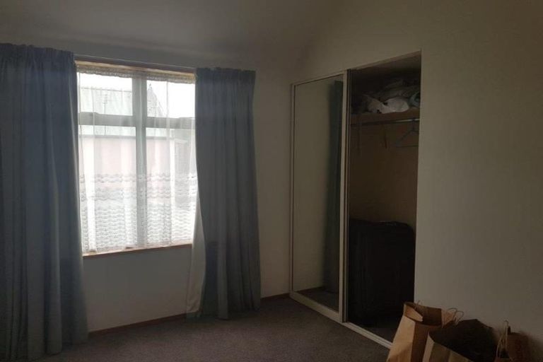 Photo of property in 15 Brockworth Place, Riccarton, Christchurch, 8011