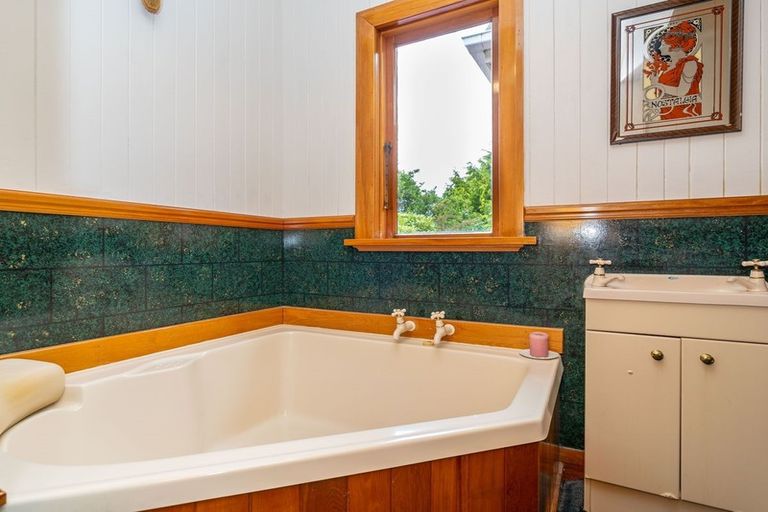 Photo of property in 11 Manchester Street, Bradford, Dunedin, 9011