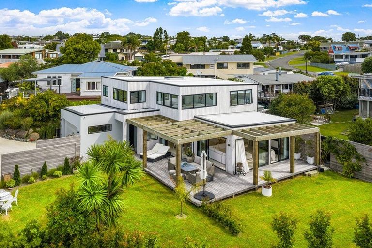 Photo of property in 20 Sunrise Boulevard, Snells Beach, 0920